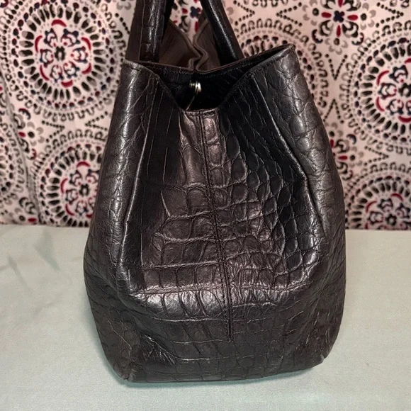 Furla Black Croc Embossed Leather Tote Bag Large Shoulder Bag Made in Italy EUC